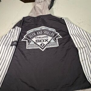 Chicago White Sox Pullover Windbreaker Hoodie‎ XL | 35th & Shields | Black White
